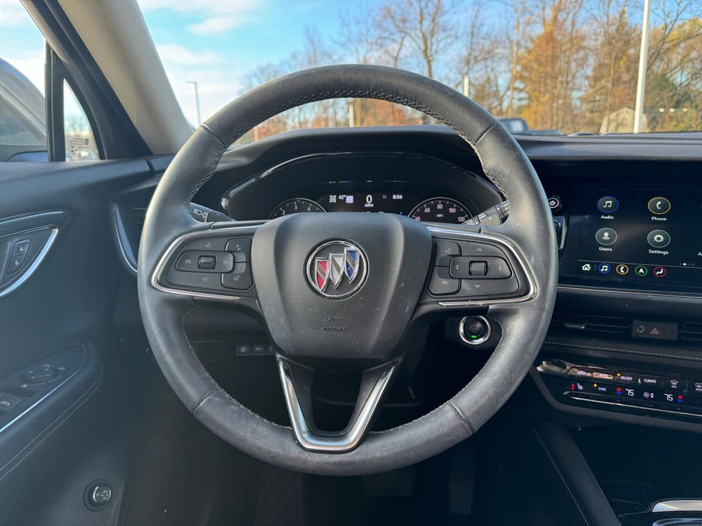 2022 Buick Envision Essence 11