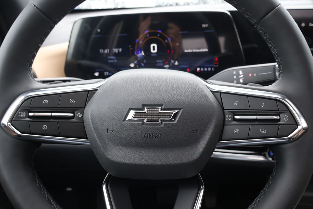 2026 Chevrolet Equinox ACTIV 22