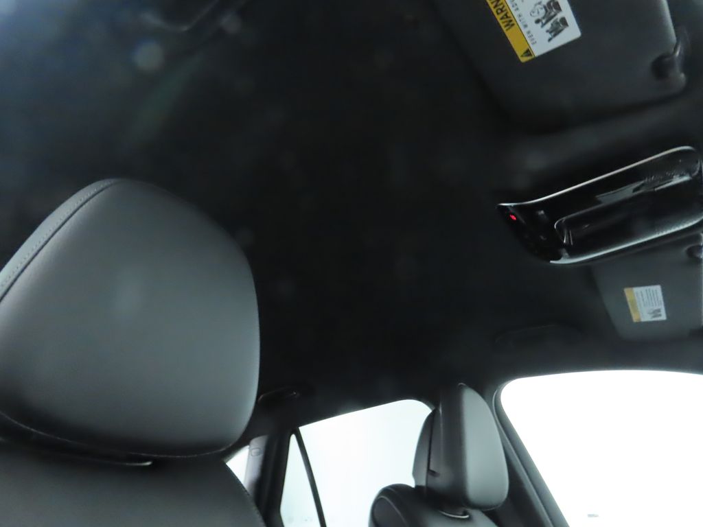 Thumbnail: 2026 Mercedes-Benz GLC - 20