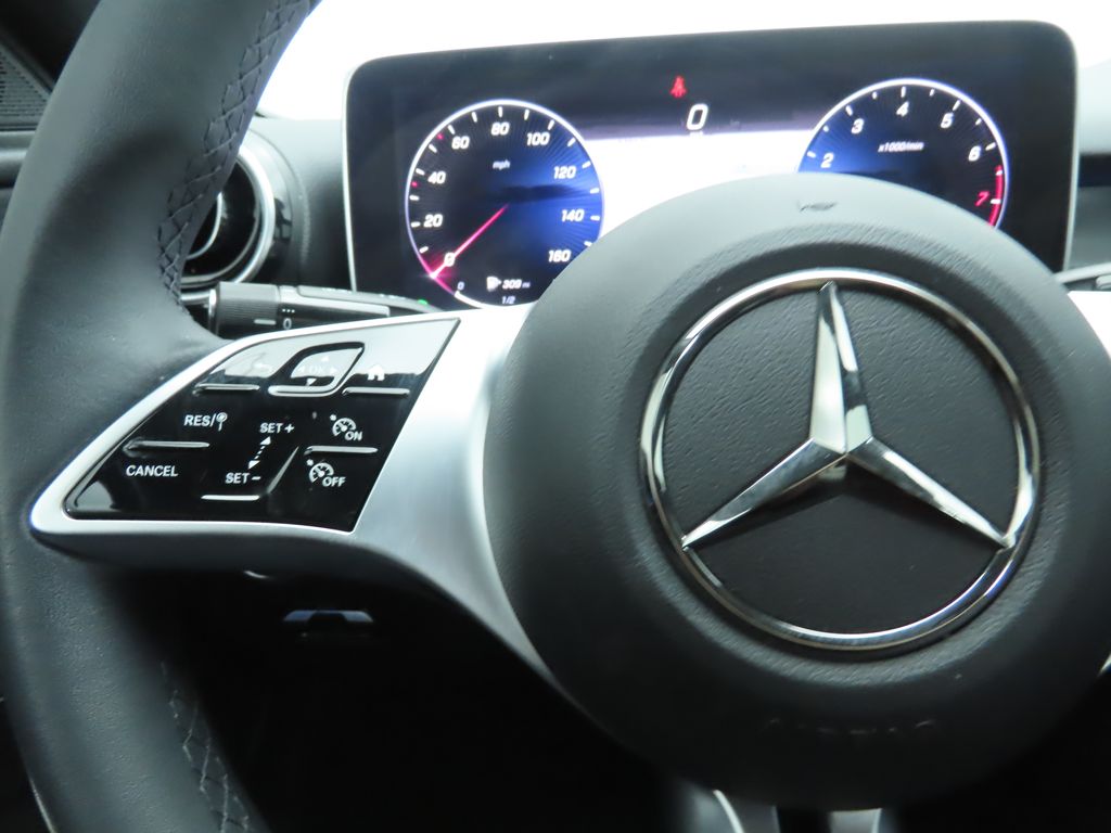 Thumbnail: 2023 Mercedes-Benz C-Class - 11