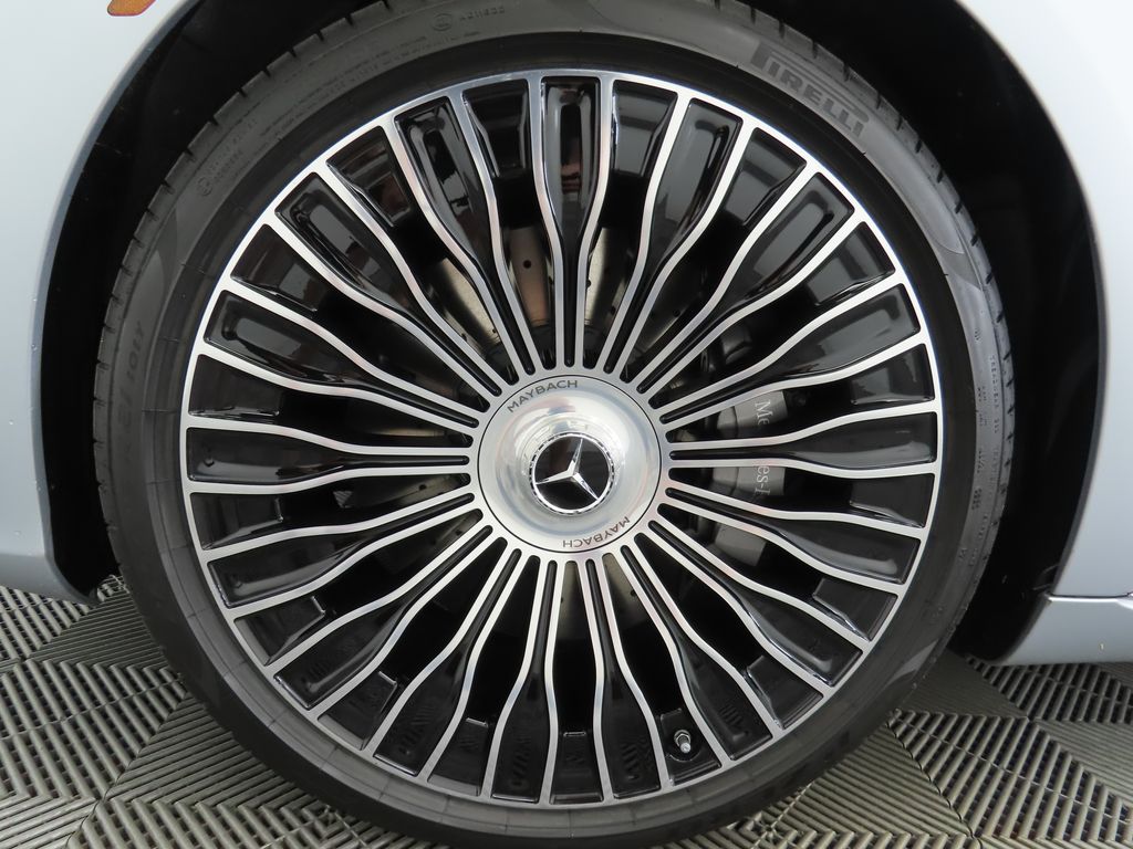 Thumbnail: 2024 Mercedes-Benz S-Class - 30