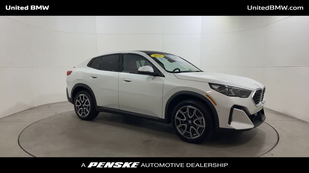 Thumbnail: 2025 BMW X2 - 2