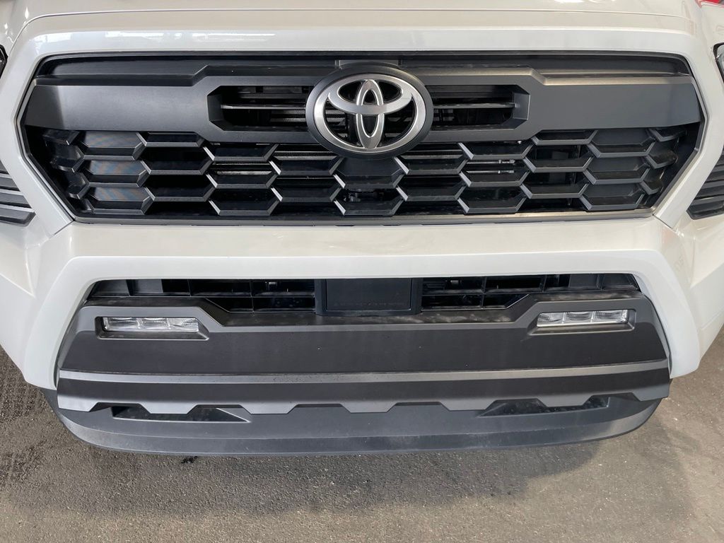 Thumbnail: 2026 Toyota Tacoma - 11