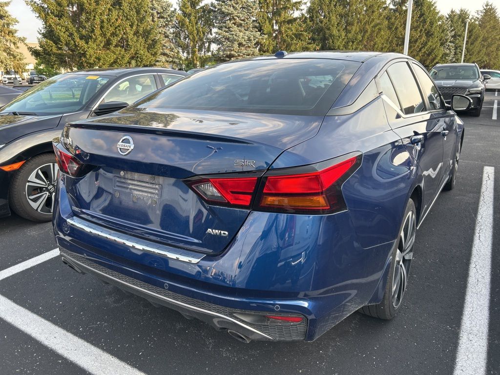 Thumbnail: 2020 Nissan Altima - 3