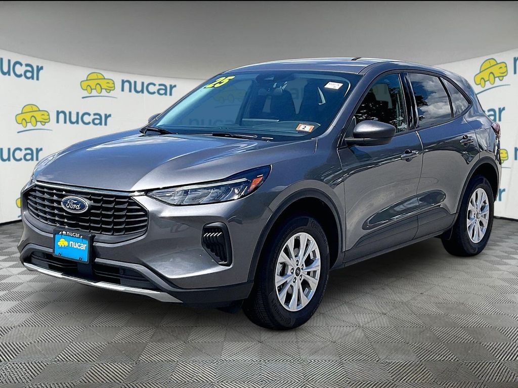 2025 Ford Escape — photo 3