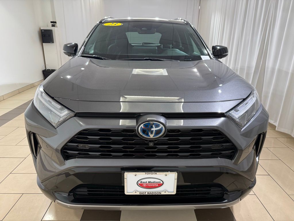 Thumbnail: 2023 Toyota RAV4 - 8