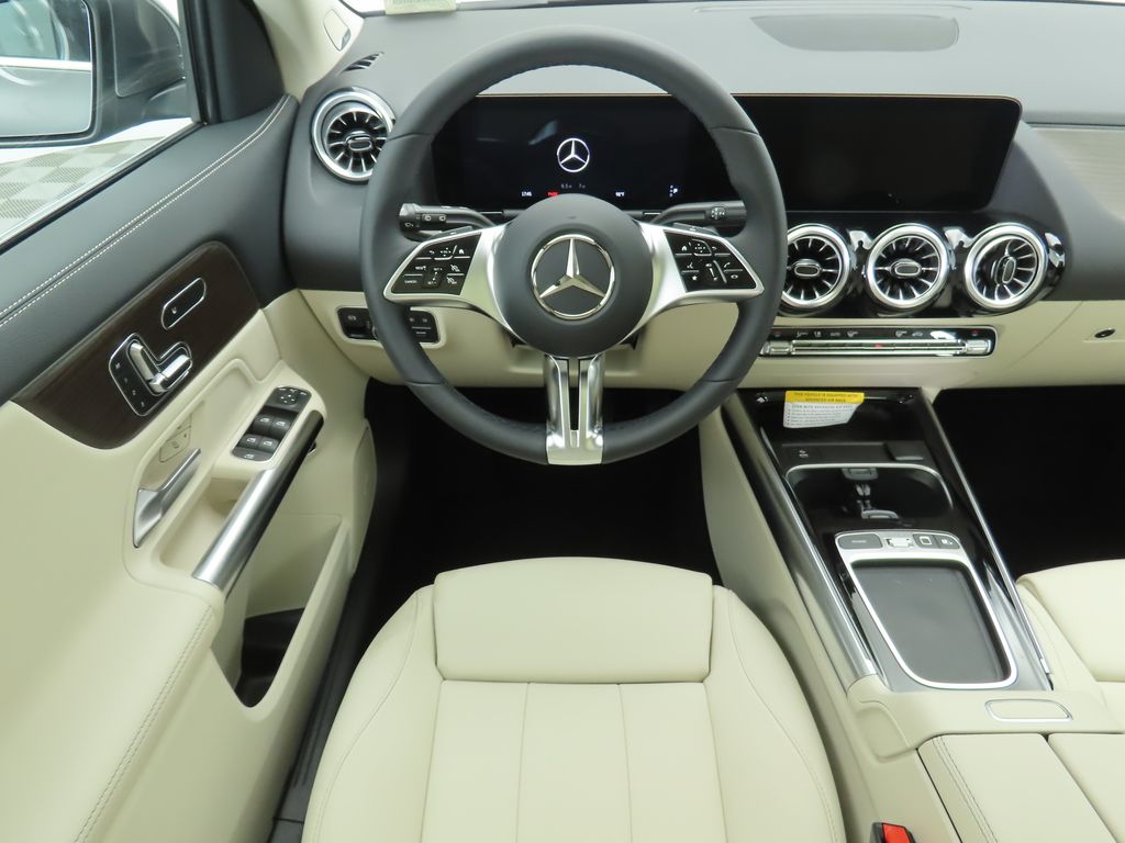 Thumbnail: 2026 Mercedes-Benz GLA - 10