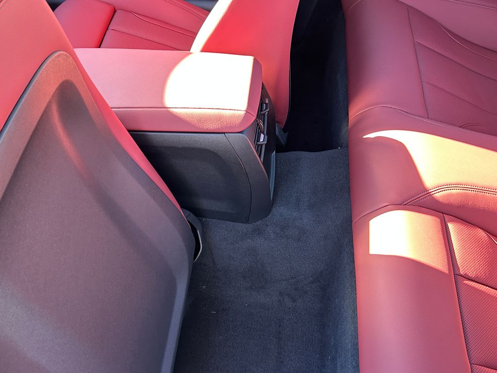 Thumbnail: 2026 BMW 4 Series - 32