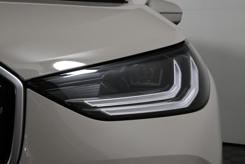 Thumbnail: 2026 BMW X3 - 11