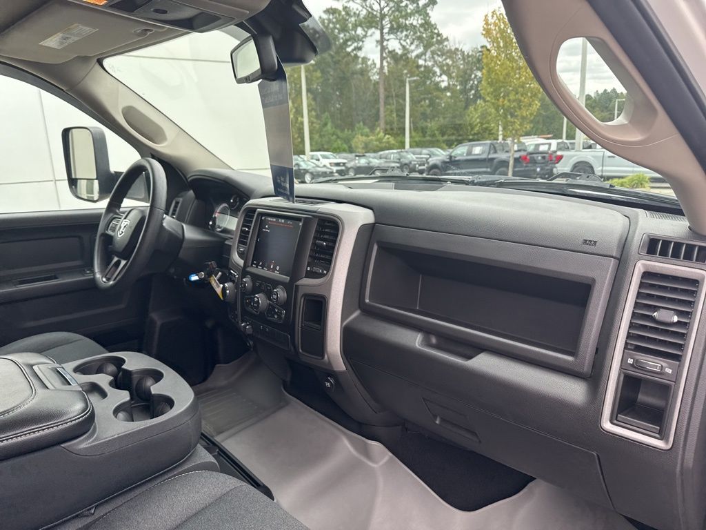 2021 Ram 1500 Classic Tradesman Crew Cab 4x4 5'7" Box