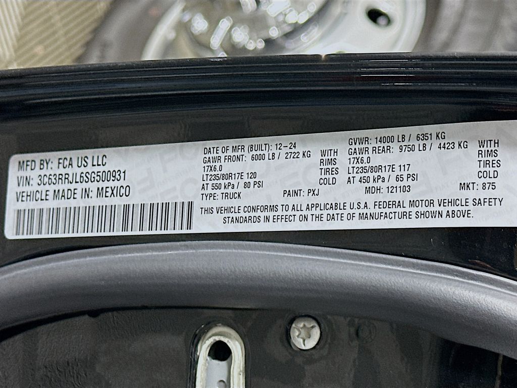 Used 2025 Black Ram Laramie image 37