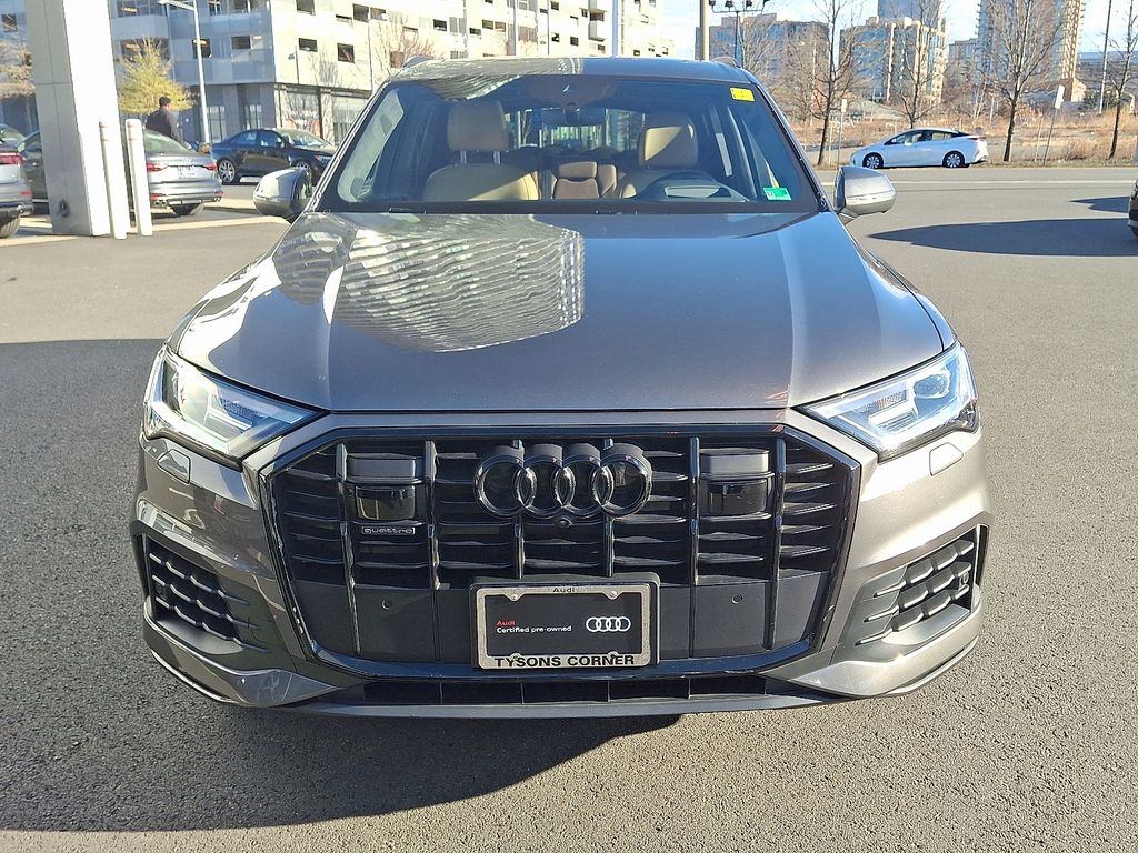 Thumbnail: 2022 Audi Q7 - 2