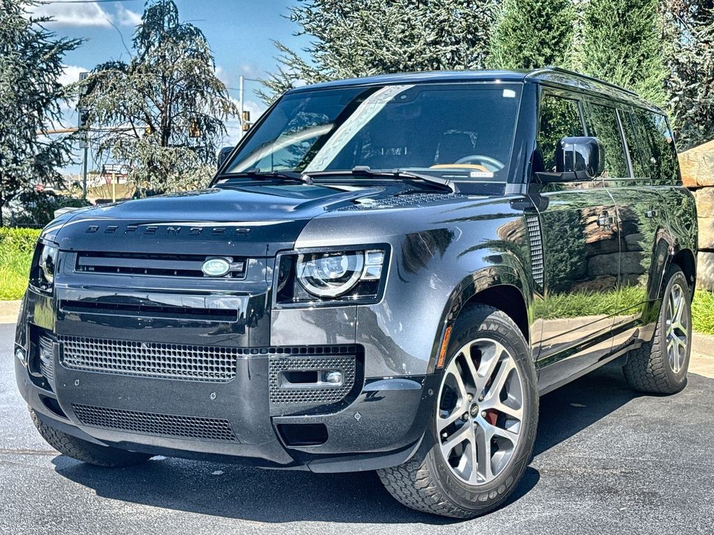 2024 Land Rover Defender 130 P400 X AWD