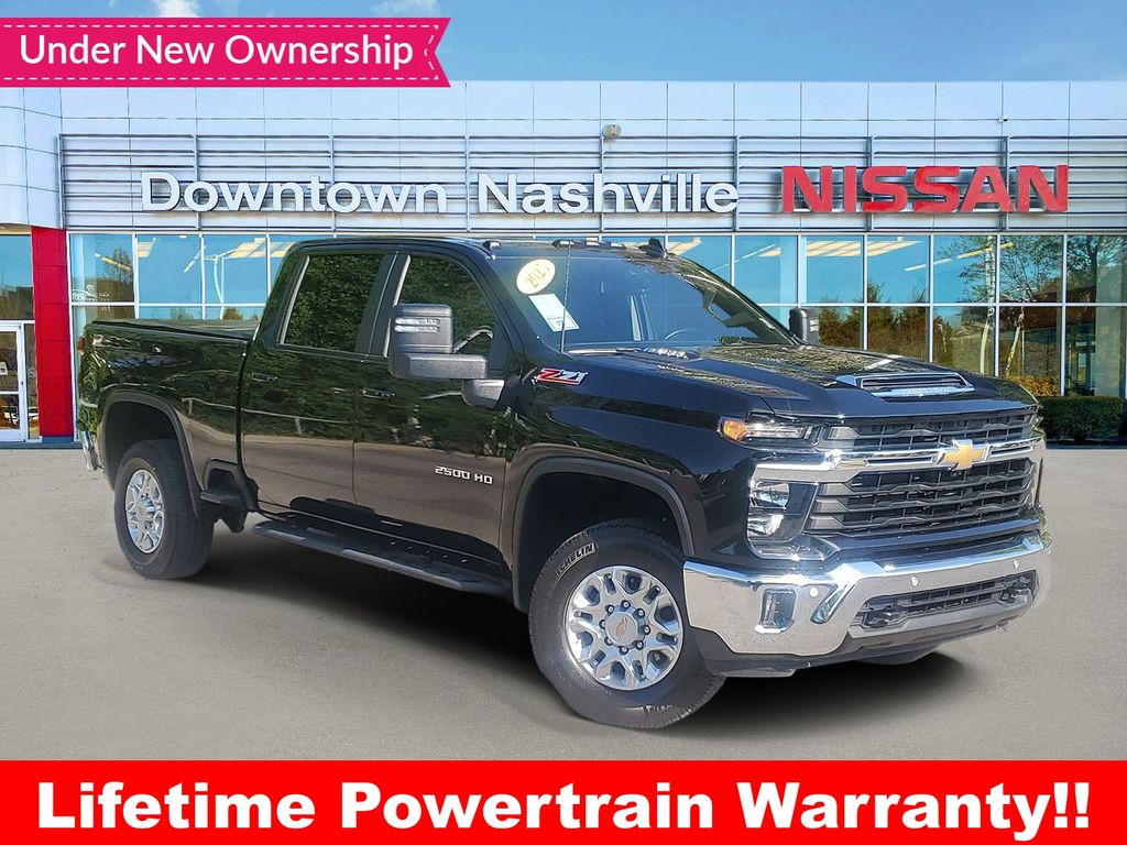 2025 Chevrolet Silverado 2500HD LT Crew Cab 4WD
