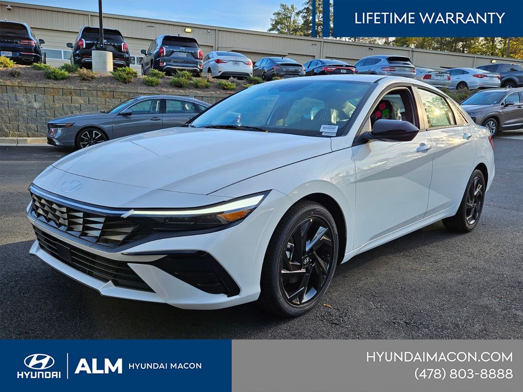 New 2026 White Hyundai SEL Sport image 4