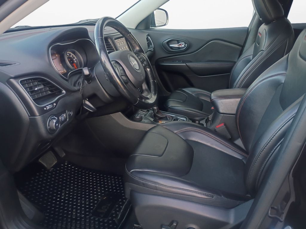 Used Car 2021 Jeep Cherokee  Trailhawk For Sale Under $25,000 In Austin, Texas