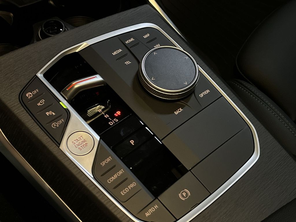 Thumbnail: 2025 BMW 3 Series - 20