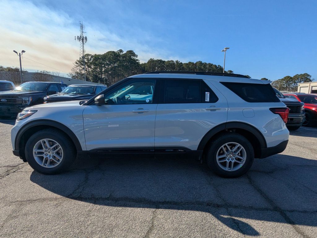 2026 Ford Explorer Active w/200A Pkg