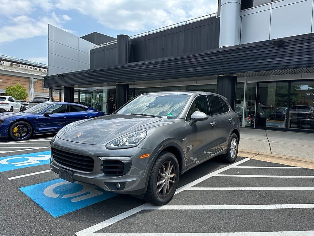 2015 Porsche Cayenne S -
                  Vienna, VA