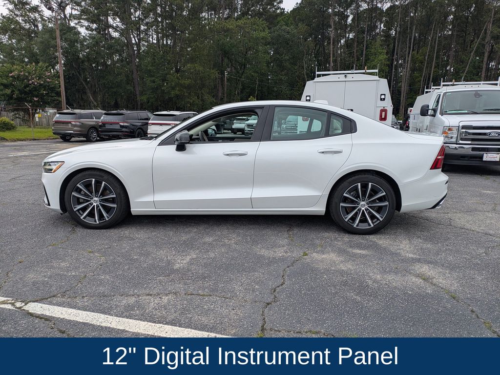 2021 Volvo S60 T5 Momentum