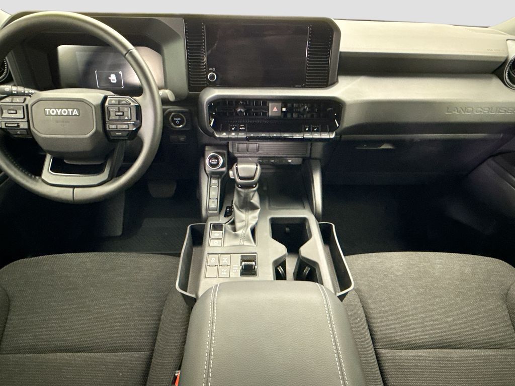 Thumbnail: 2025 Toyota Land Cruiser - 13