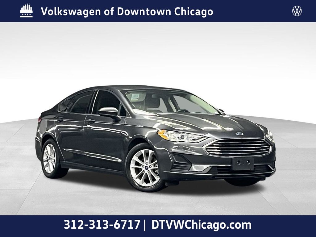 2020 Ford Fusion SE