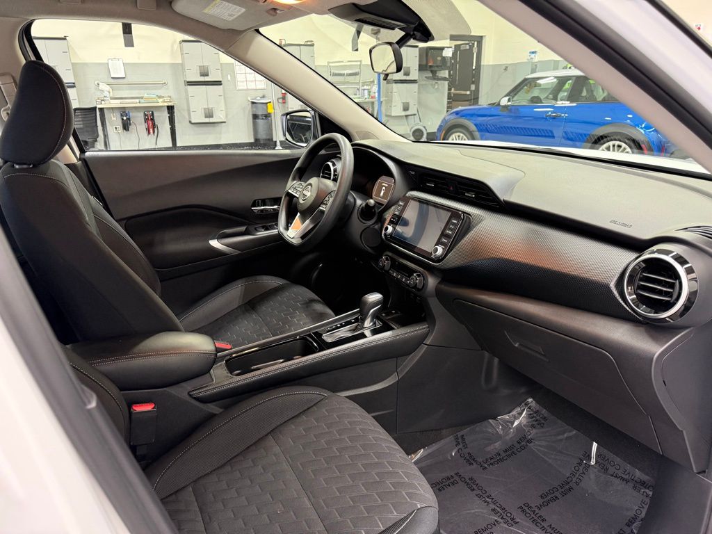 2022 Nissan Kicks SV 30