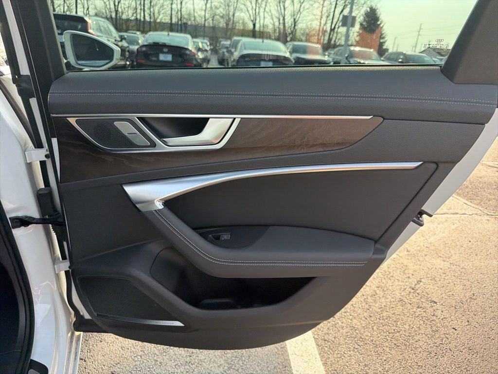 Thumbnail: 2020 Audi A6 - 23