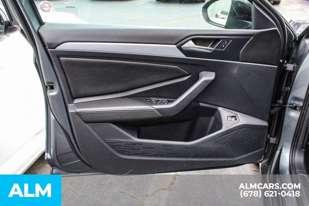 Used 2025 Gray Volkswagen 1.5T Sport image 32