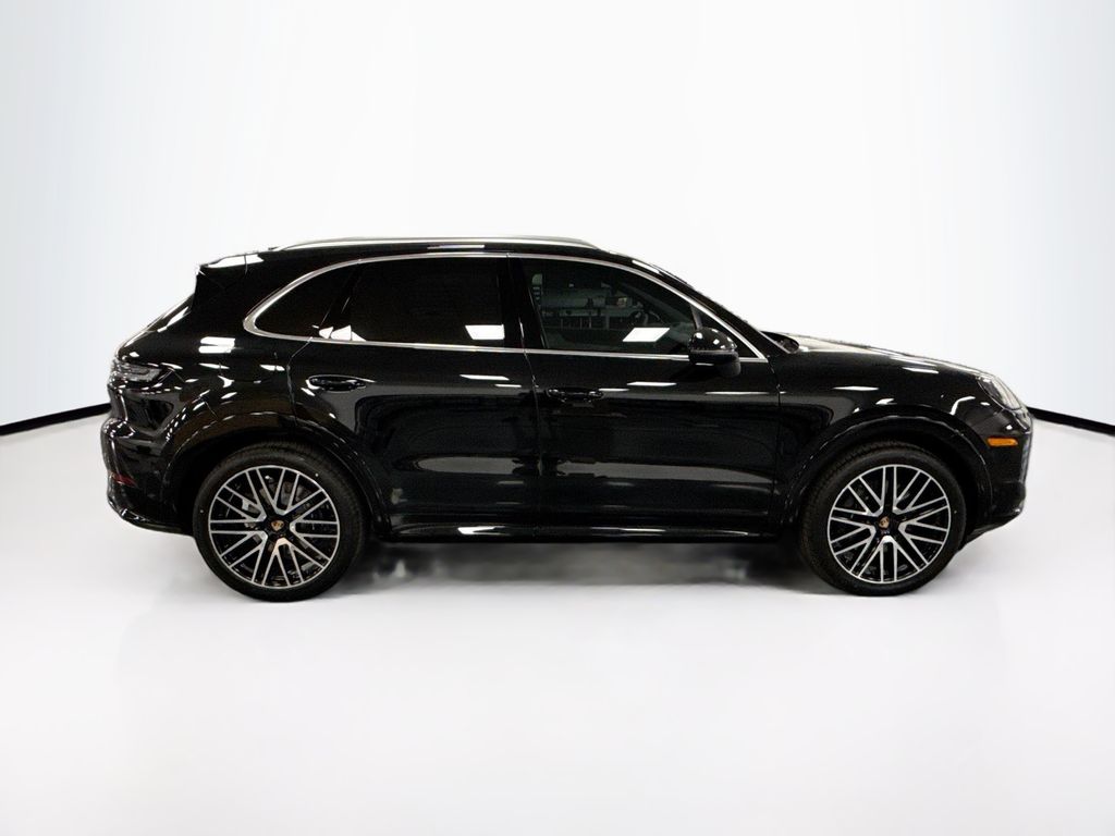 Thumbnail: 2026 Porsche Cayenne - 8