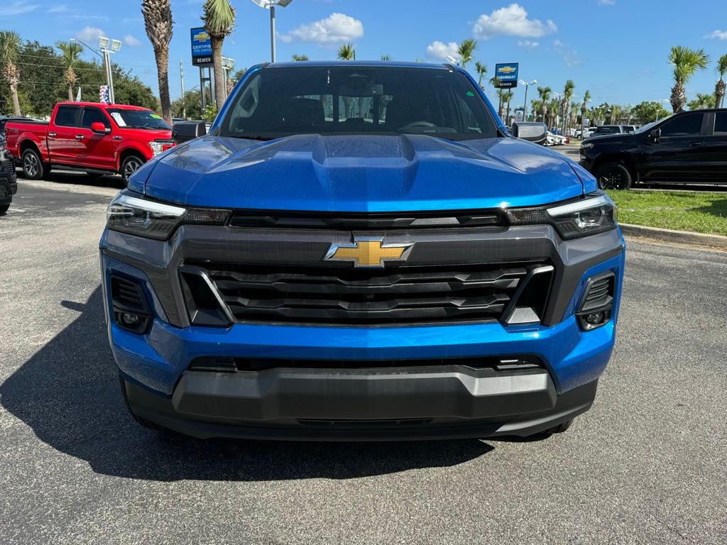 2024 Chevrolet Colorado LT 3