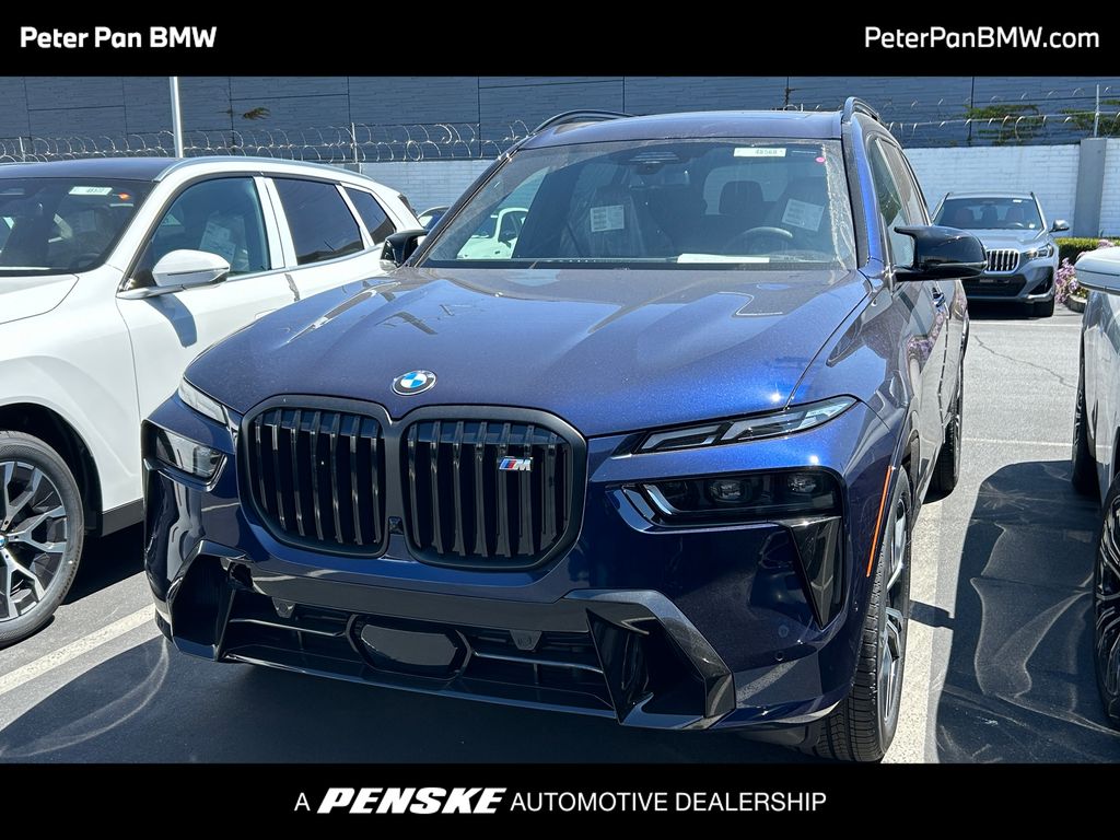 2026 BMW X7 M60i Hero Image
