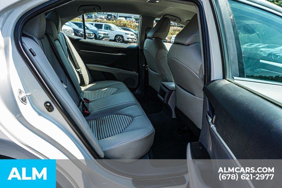2023 Toyota Camry SE photo 15