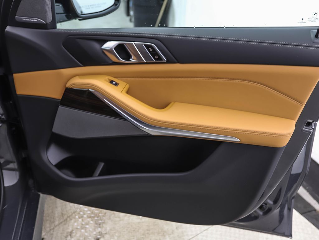 Thumbnail: 2026 BMW X5 - 28