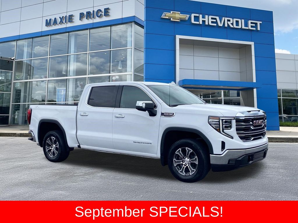  2025 GMC Sierra 1500 SLT Crew Cab 4WD   