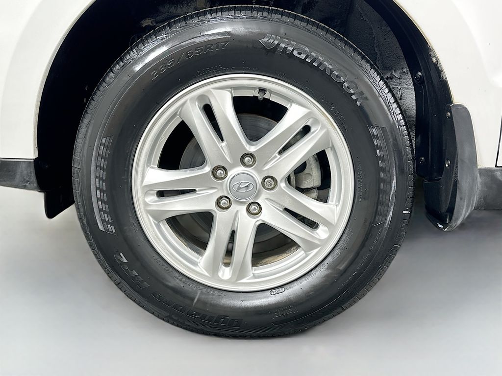 Thumbnail: 2012 Hyundai Santa Fe - 29