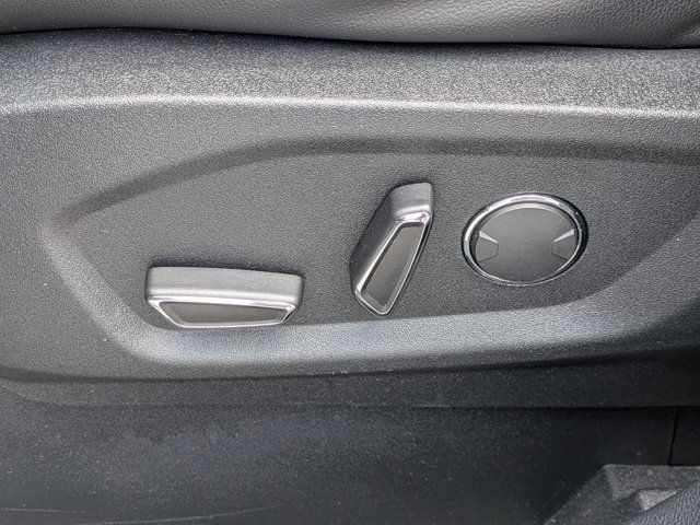 Used 2019 Magnetic Ford Titanium image 20