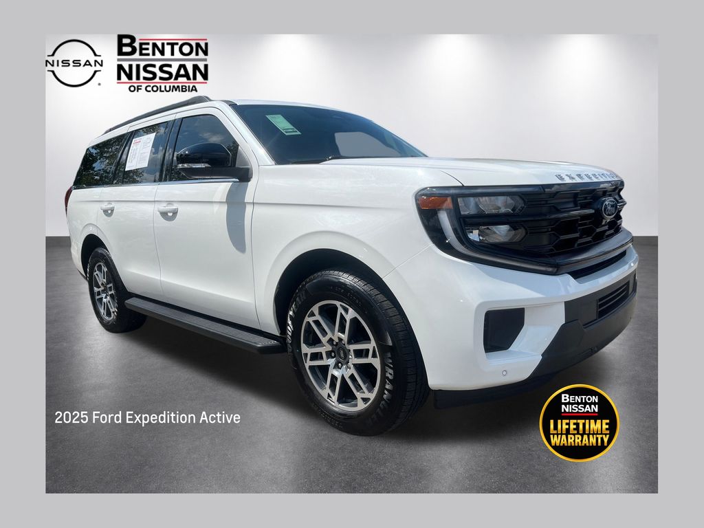 White Metallic 2025 Ford Expedition SUV / Crossover 4X2 Automatic
