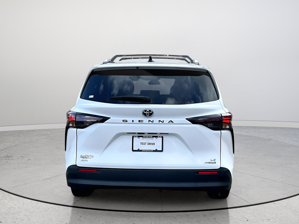 Used 2023 Toyota Sienna LE 4D Passenger Van