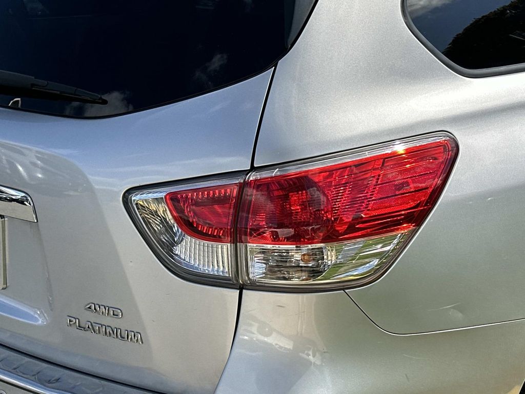 Thumbnail: 2014 Nissan Pathfinder - 7