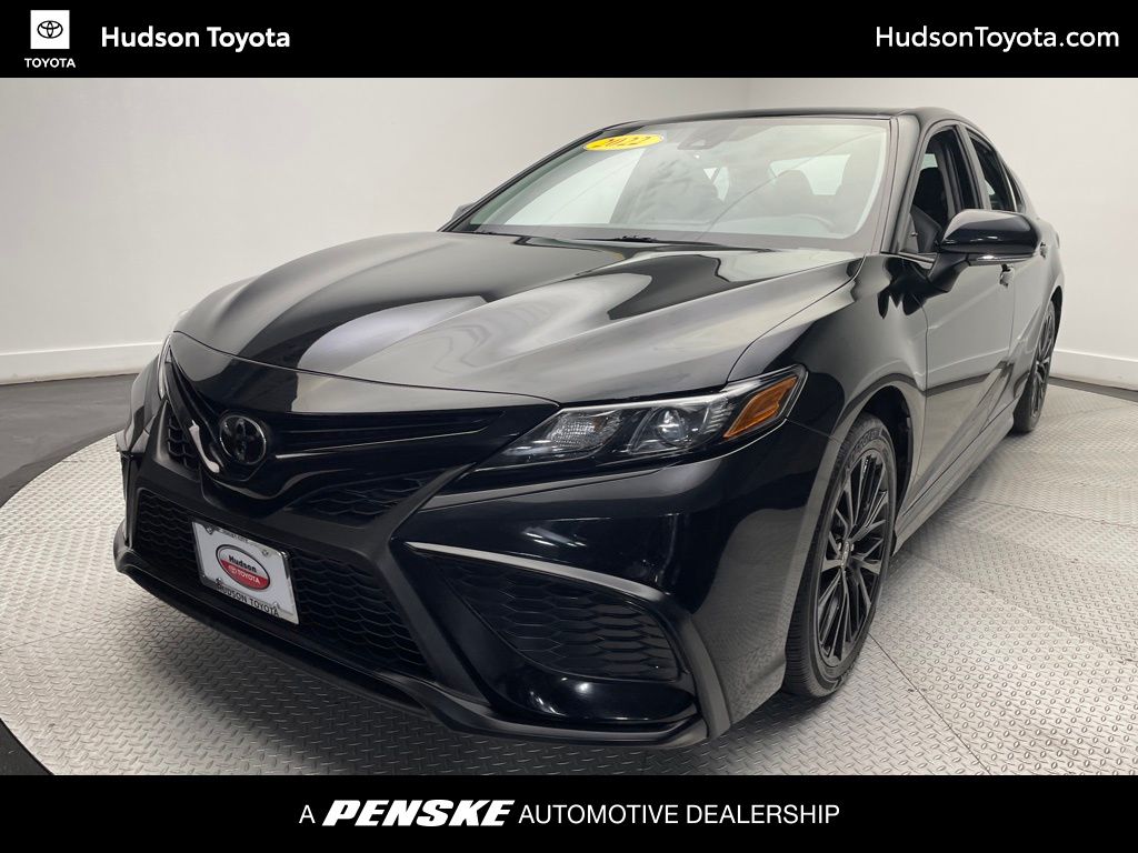 2022 Toyota Camry SE -
                Jersey City, NJ