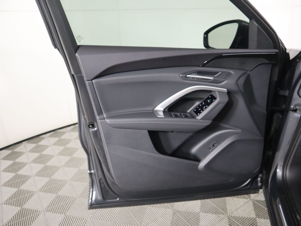 Thumbnail: 2025 Audi Q5 - 27