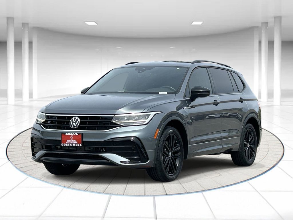 2022 Volkswagen Tiguan 2.0T SE R-Line Black