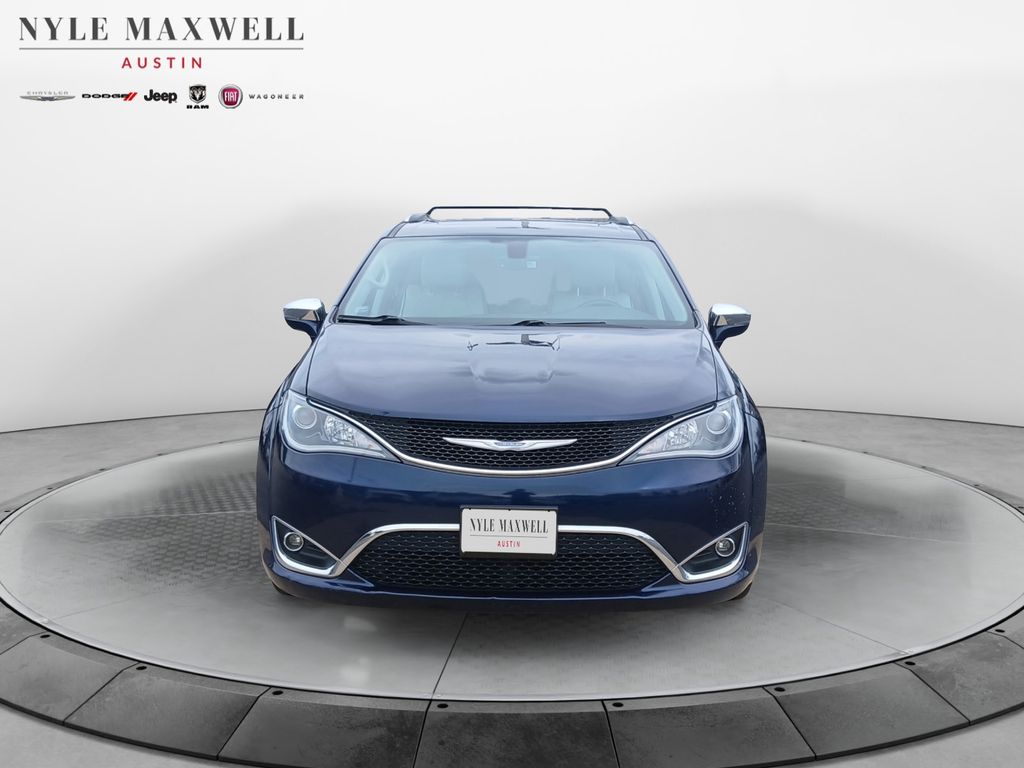 Used Car 2018 Chrysler Pacifica  Limited For Sale Under $15,000 In Austin, Texas