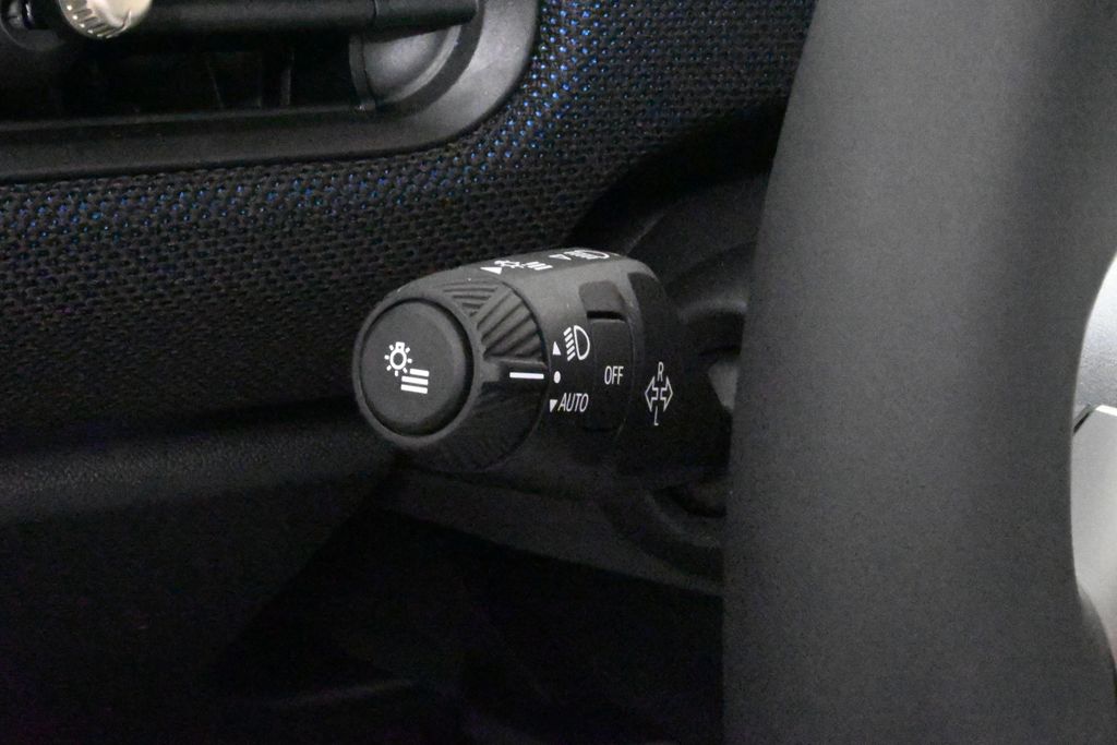 Thumbnail: 2025 MINI Cooper - 30