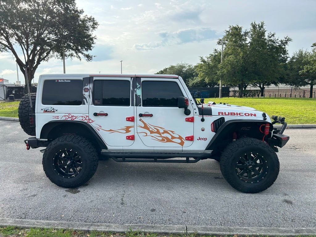 Thumbnail: 2015 Jeep Wrangler - 6