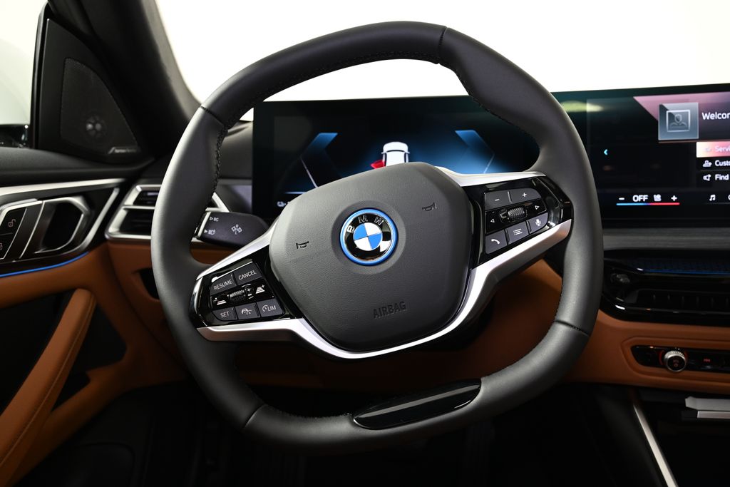 2025 BMW i4 xDrive40 17