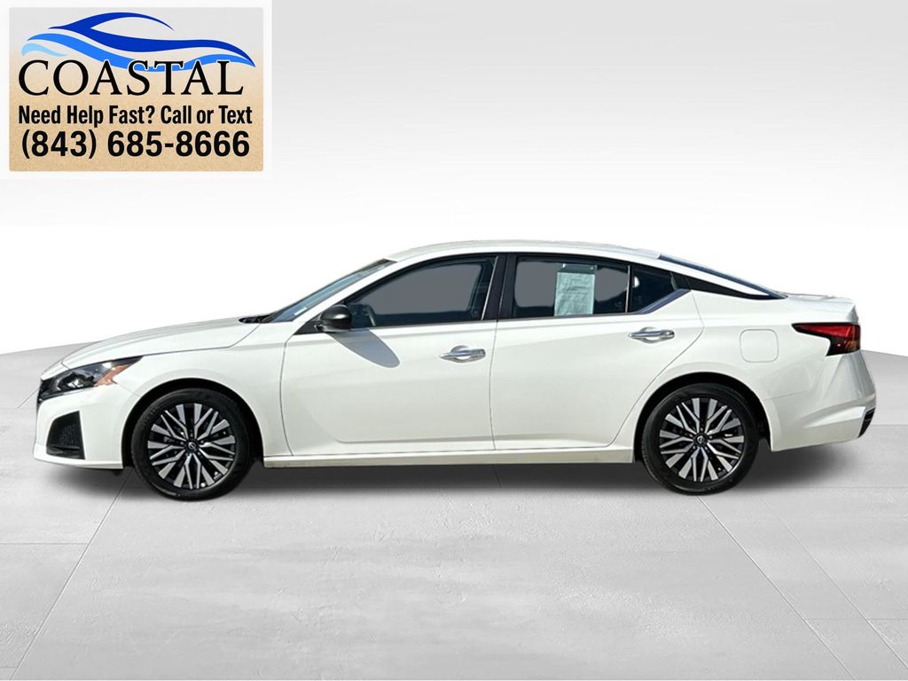 2025 Nissan Altima 2.5 SV White at Davis Toyota of Orangeburg