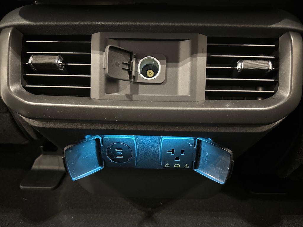 New 2026 Gray Ford Lariat image 28