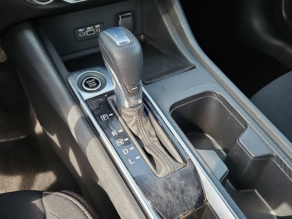 Thumbnail: 2020 Nissan Sentra - 15